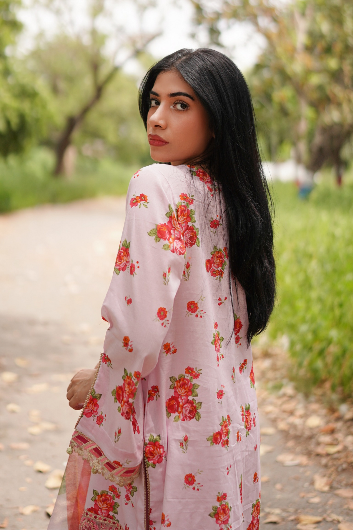3 Piece Unstitched - Premium Lawn Light Pink Suit