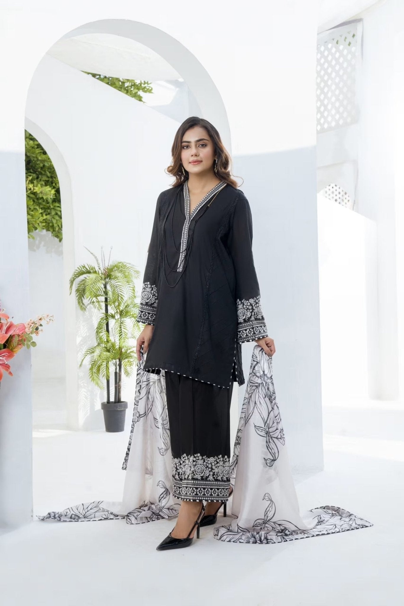 Midnight Floral - Abeer Rasheed