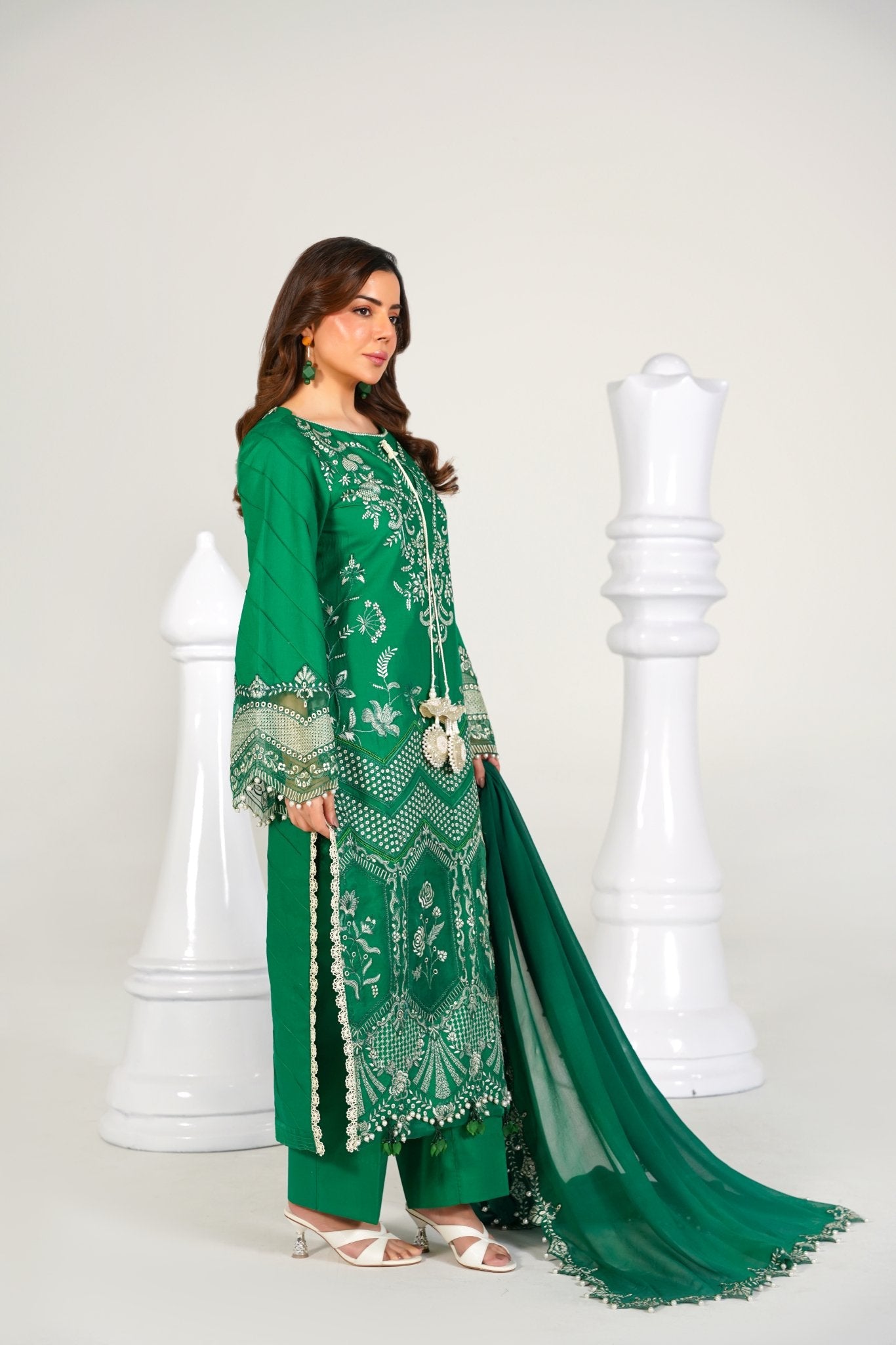 3 Piece Embroidered Green Suit - Abeer Rasheed