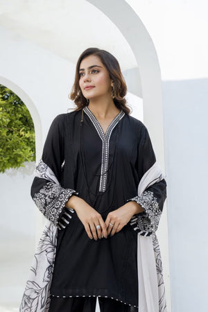 Midnight Floral - Abeer Rasheed